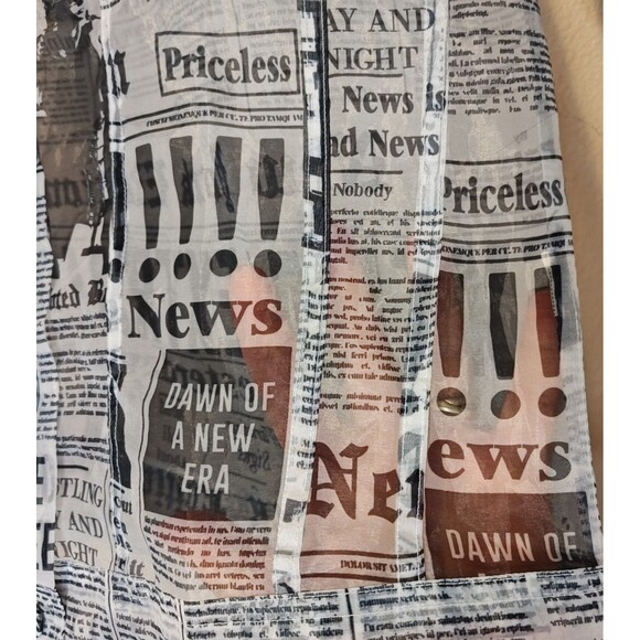 Forever 21 Shirt Womens Medium Black White Newsprint Button Up Sheer Blouse Top - Picture 5 of 12